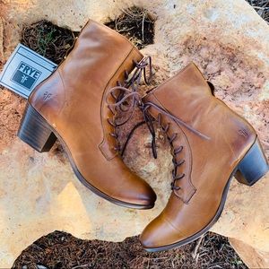 FRYE Courtney Lace-Up Combat Boot